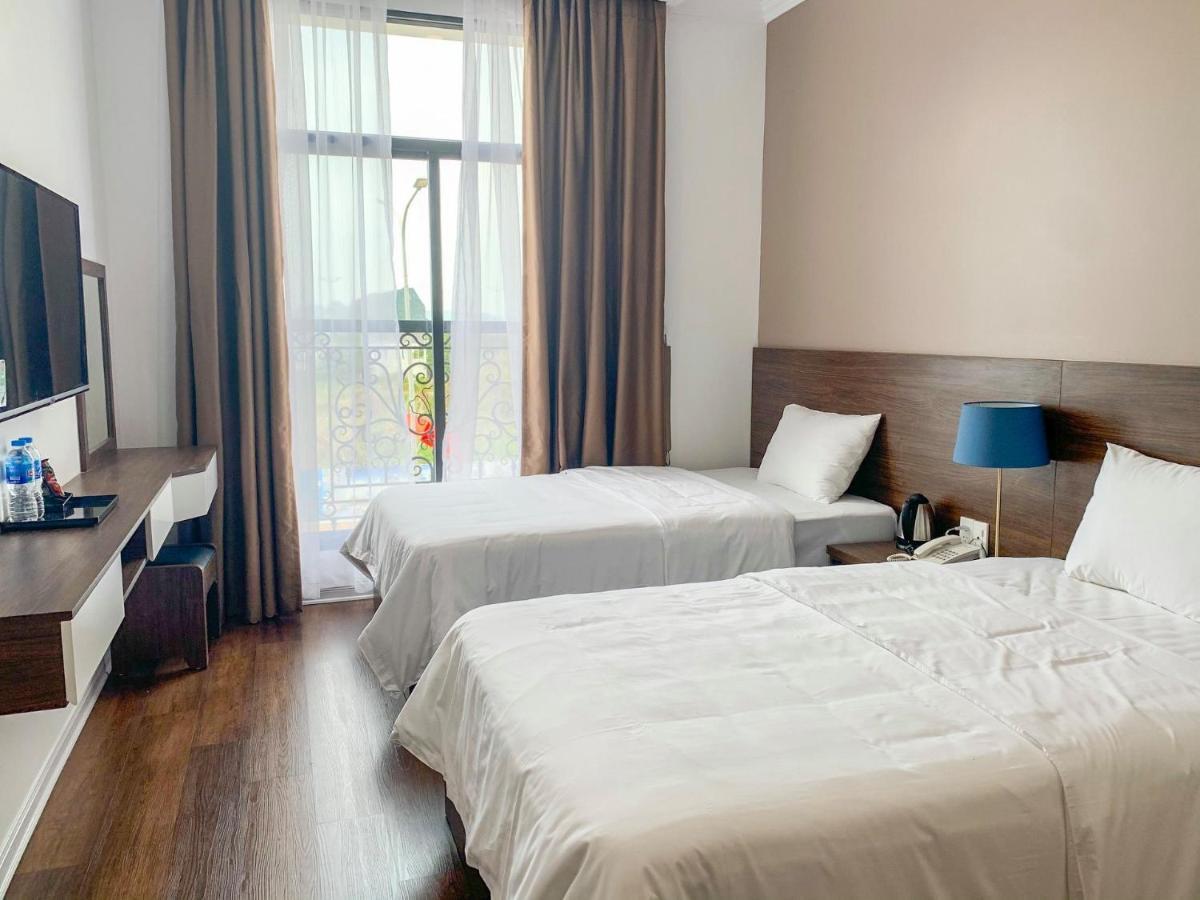 Minh Phong Hotel Ha Long Exteriör bild