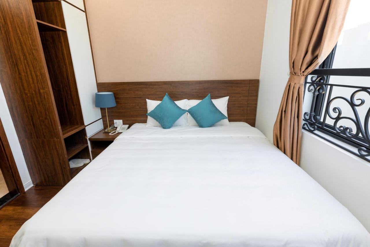 Minh Phong Hotel Ha Long Exteriör bild