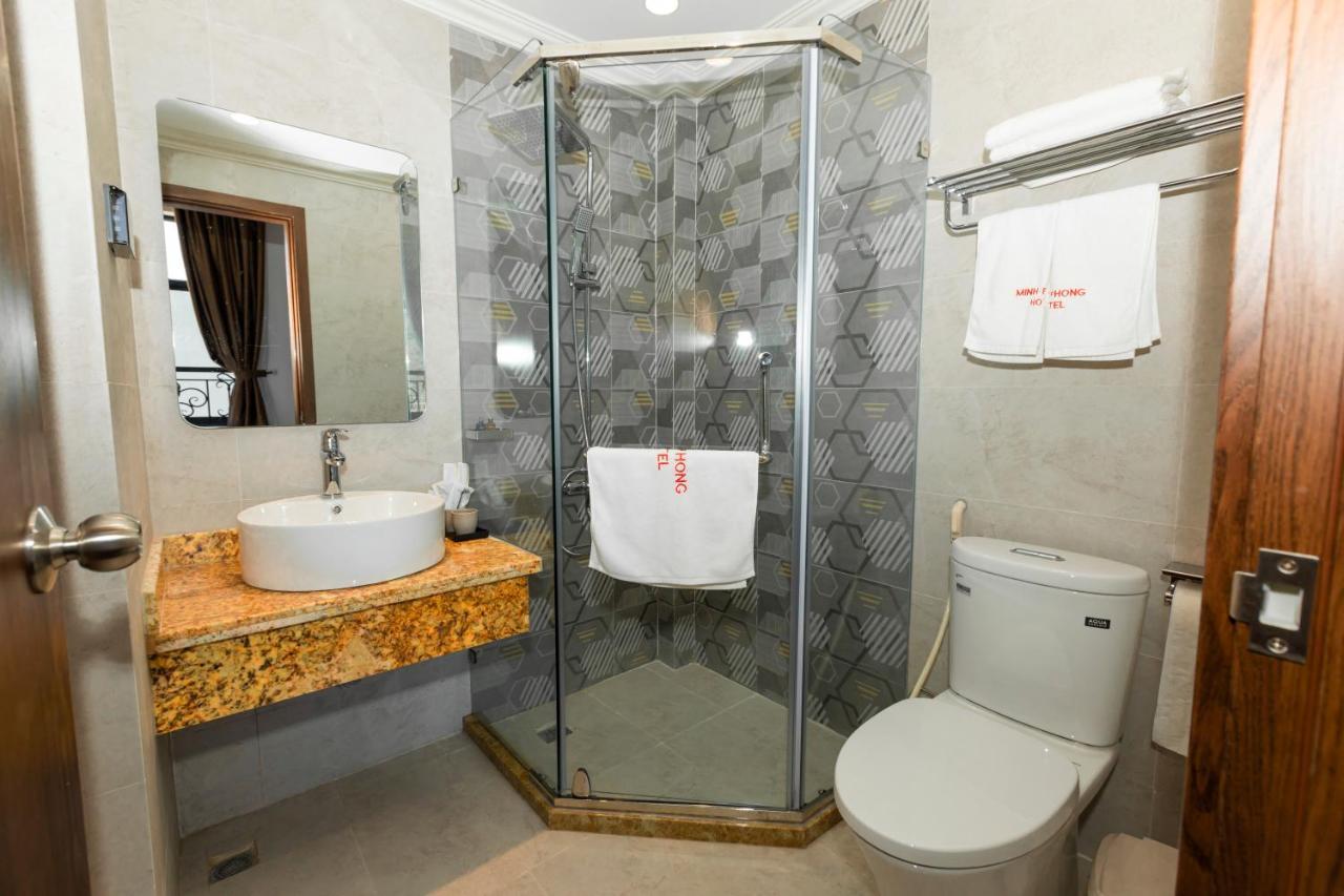 Minh Phong Hotel Ha Long Exteriör bild